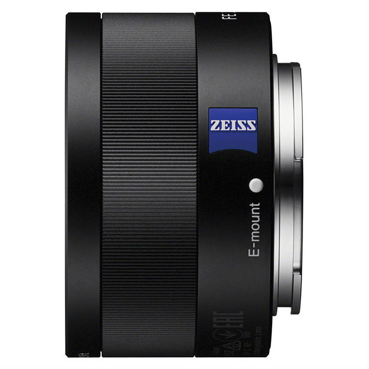 Carl Zeiss Sonnar T* FE 35mm F2.8 Attacco E Sony