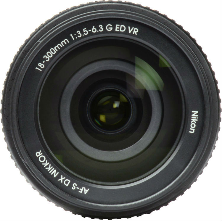 Nikkor AF-S 18-300mm F3.5-6.3 ED VR