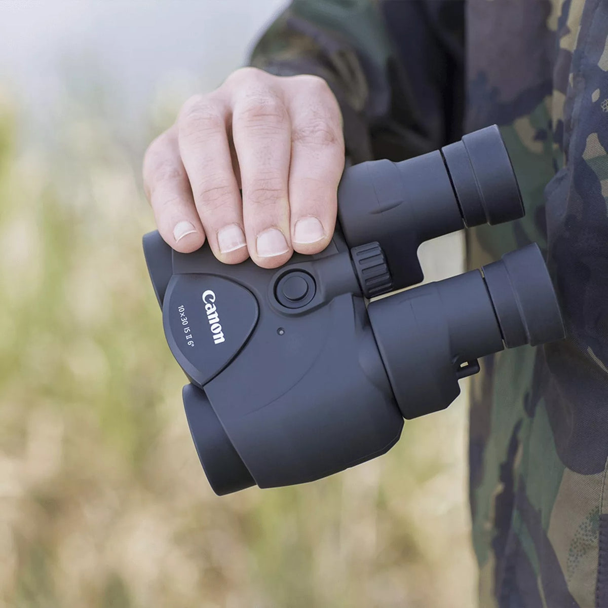 Canon 10x30 IS II Binocolo