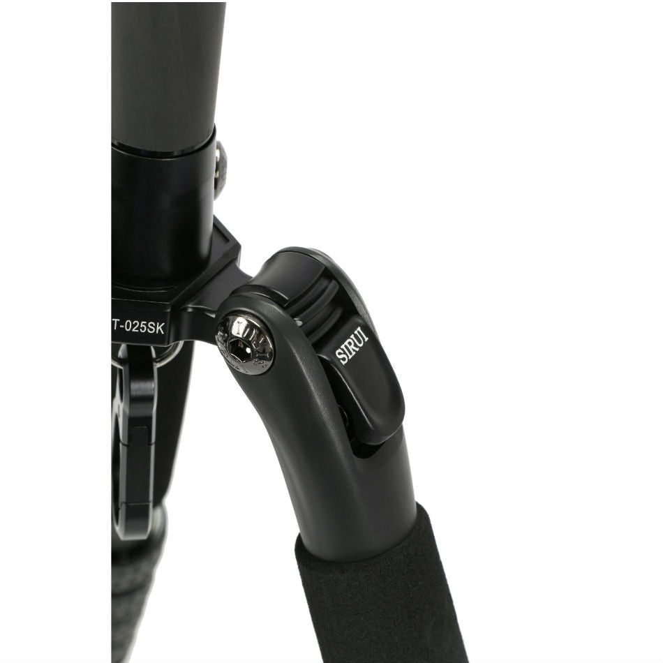 Sirui T-025SK Carbonio + Testa a sfera B-00K nera