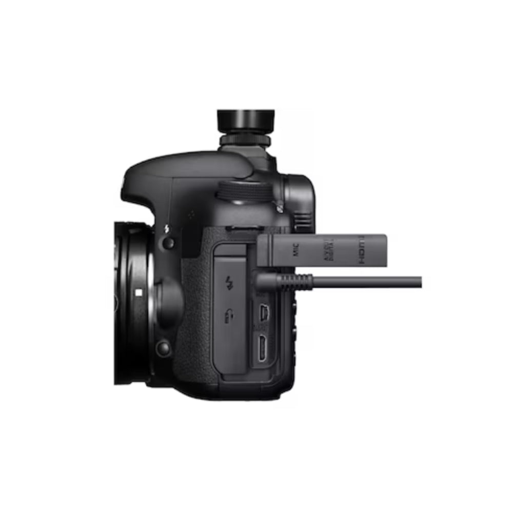 Microfono Shotgun Sony, super-cardioide, alimentato a batteria, taglio basso, interruttore on/off, parabrezza, 3,5mm, attacco a shock (ECM-CG50BP)