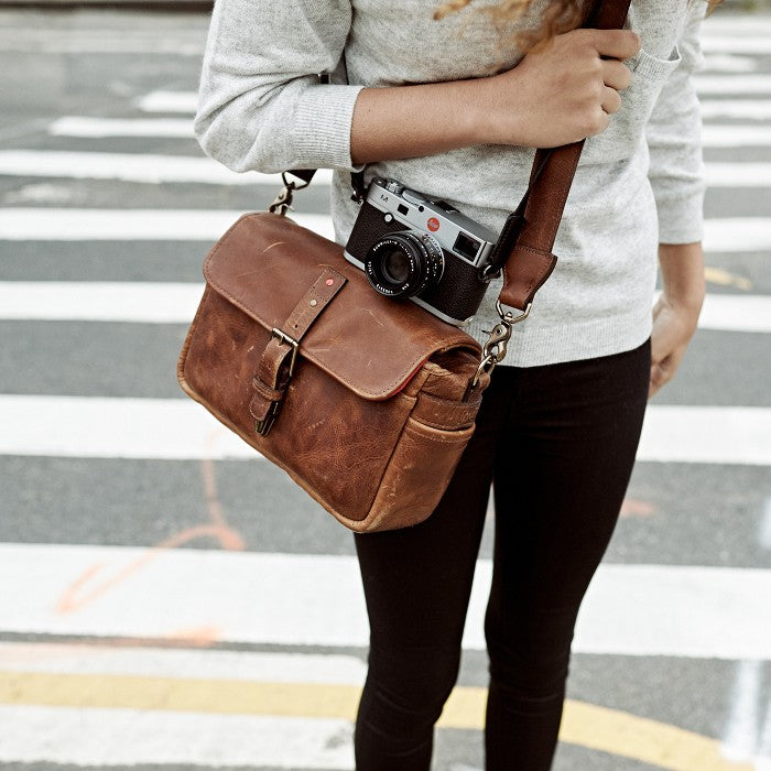 Leica 14902 ONA Bag, Bowery for Leica, leather, dark truffle