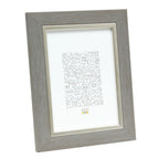 Deknudt Photo frame in light grey with silver edge 10x15 S45VF3