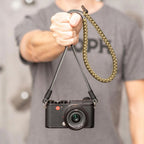 Cinturino Leica 18896 Paracord creato da COOPH nero/oliva 126cm