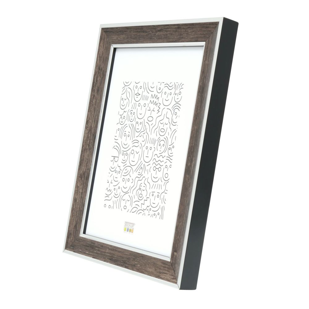 Deknudt Wooden photo frame in dark brown wood colour with silver piping 15x20 S40YOUR3