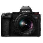 Panasonic Lumix DC-S5II + Lumix S 20-60mm f/3.5-5.6