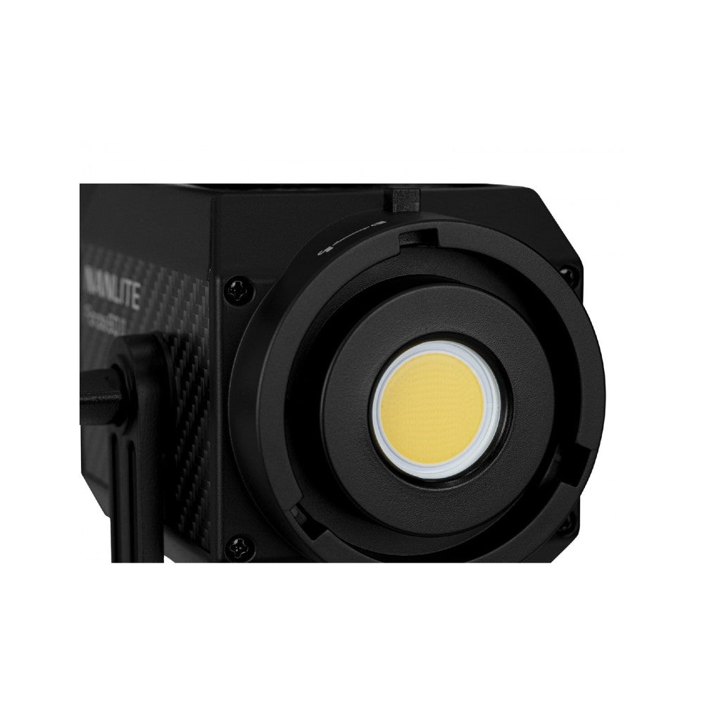Nanlite Forza 60 II LED dual kit (w/ case, light stand, fresnel and softbox)