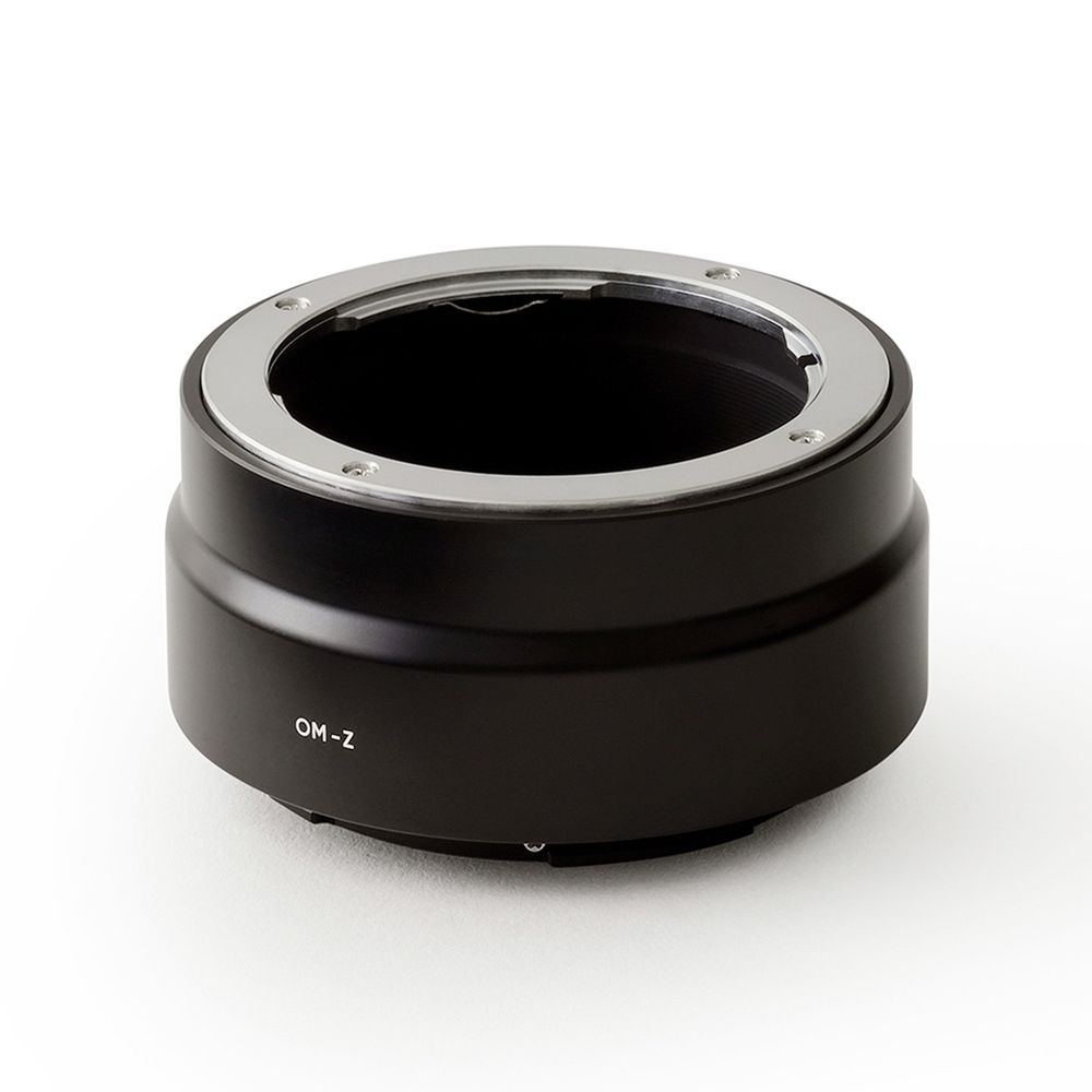 Urth Adattatore per obiettivi: Compatibile con l'obiettivo Olympus OM e il corpo macchina Nikon Z