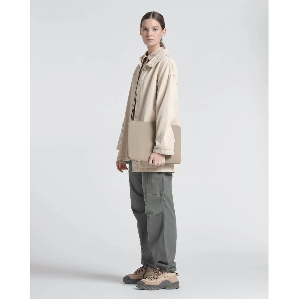 Urth Naos 15/16" Laptop Sleeve (beige)