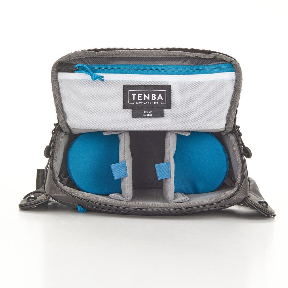 Borsa a tracolla Tenba Axis V2 4L, multicam nera