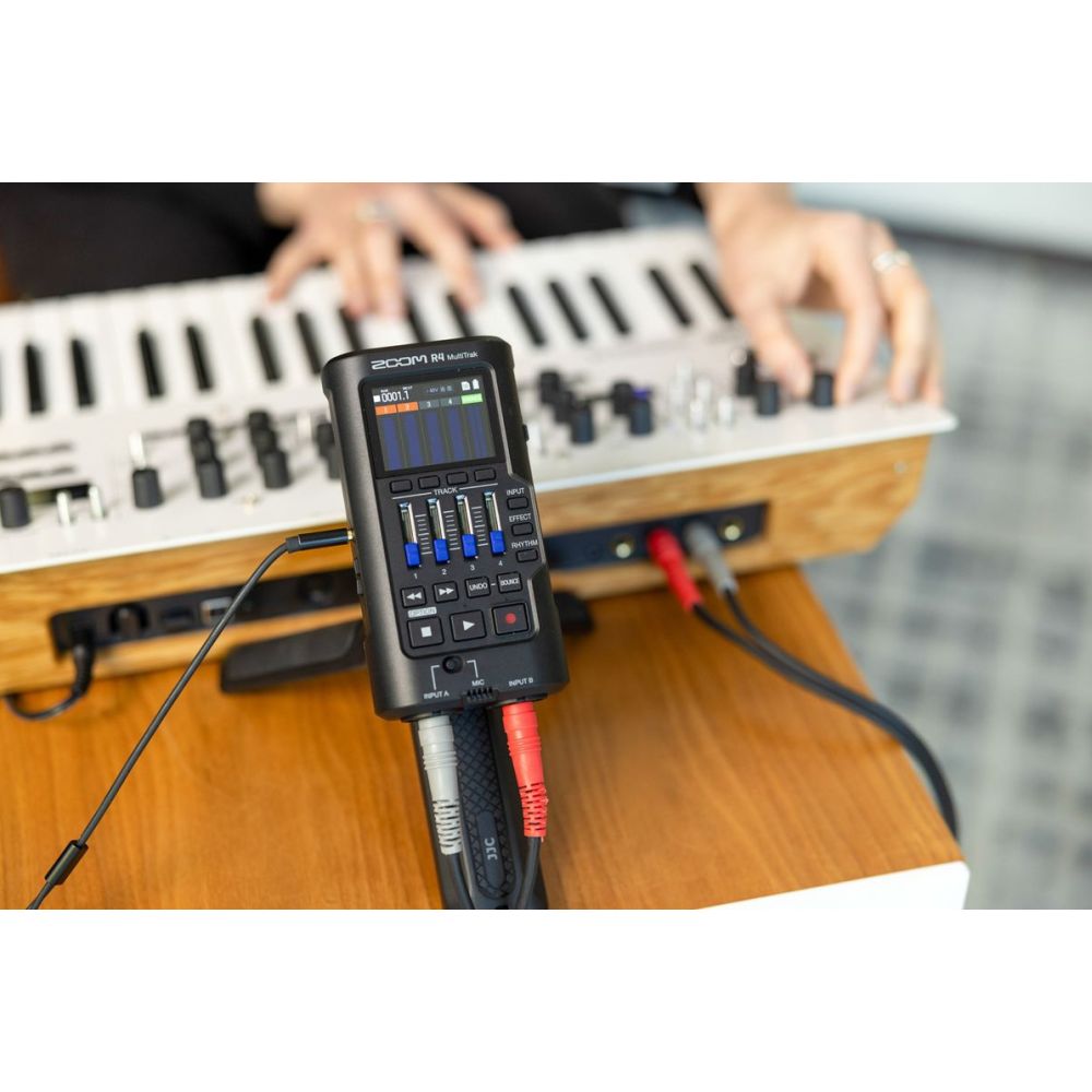 Registratore portatile Zoom R4 MultiTrak