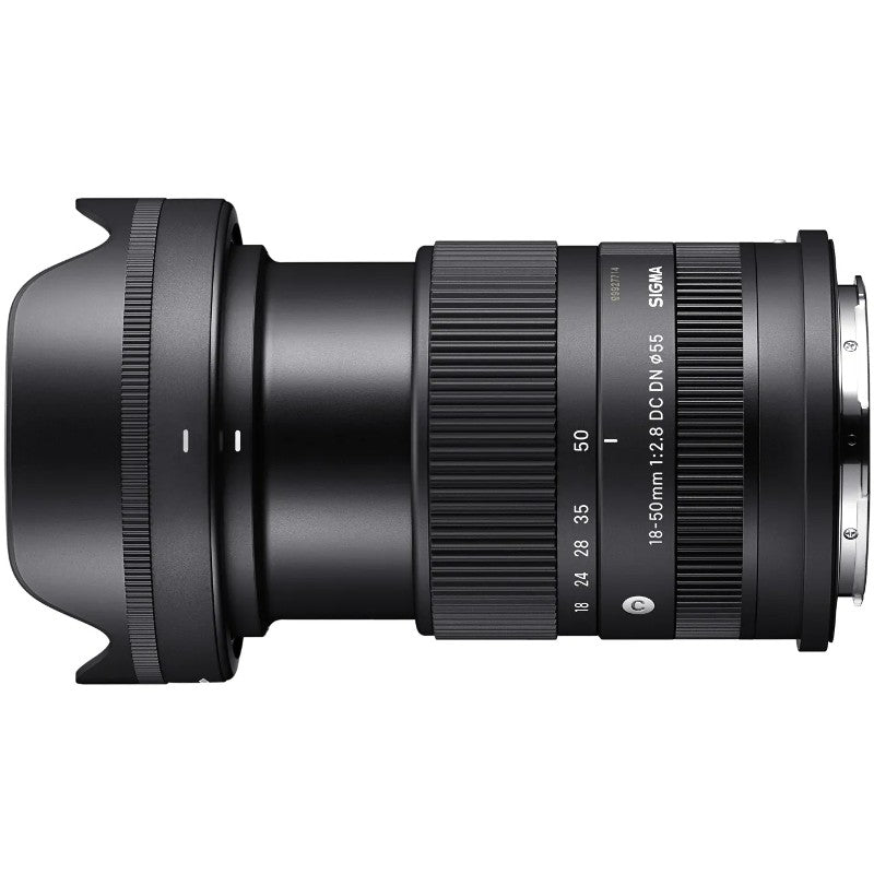 Sony A6700 + Sigma 18-50mm f/2.8 DC DN Contemporary Sony E