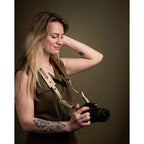 The Hantler Camera Neck strap Ivory / Brass