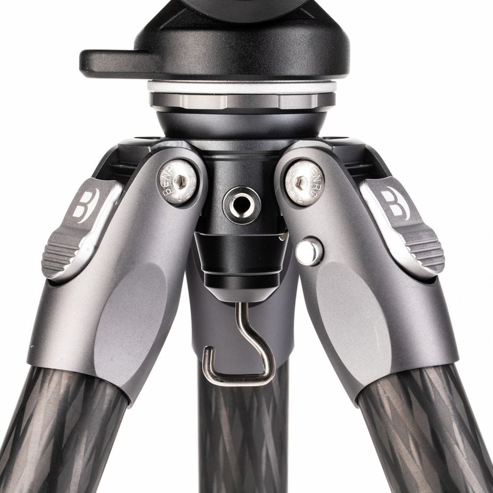 Benro Tortoise Carbon Tripod with S4PRO Video Head 34C Levelling Base