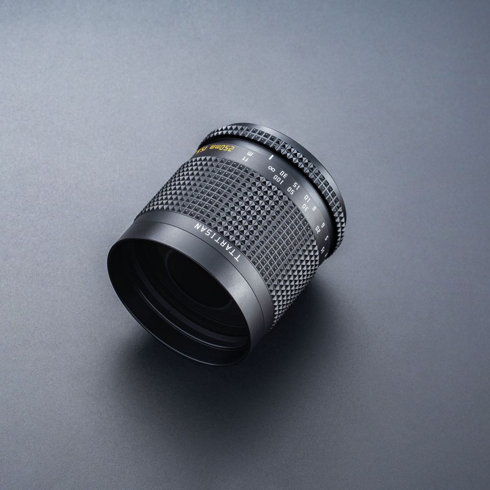 Obiettivo reflex full frame TTArtisan 250mm f/5.6 M42