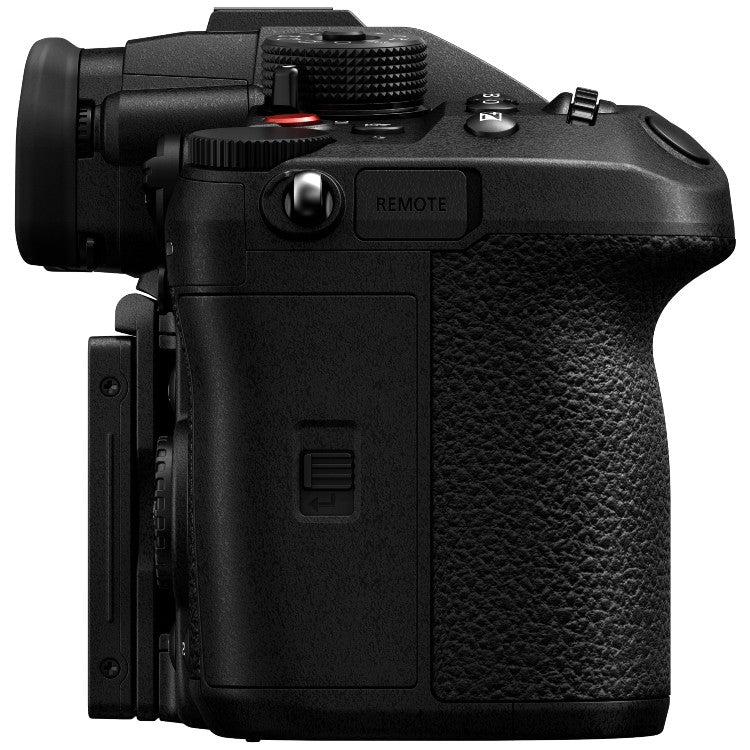 Panasonic Lumix DC-GH7 corpo + 12-60mm f/2.8-4.0 Leica DG Vario-Elmarit
