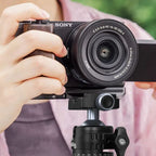 SmallRig Piastra di montaggio a L con impugnatura in legno per Sony ZV-E10 II 4864