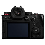 Panasonic Lumix DC-S5 II + Sigma 28-70mm f/2.8 DG DN Contemporary L-mount