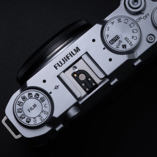 Fujifilm X-M5 body silver + XC 15-45mm