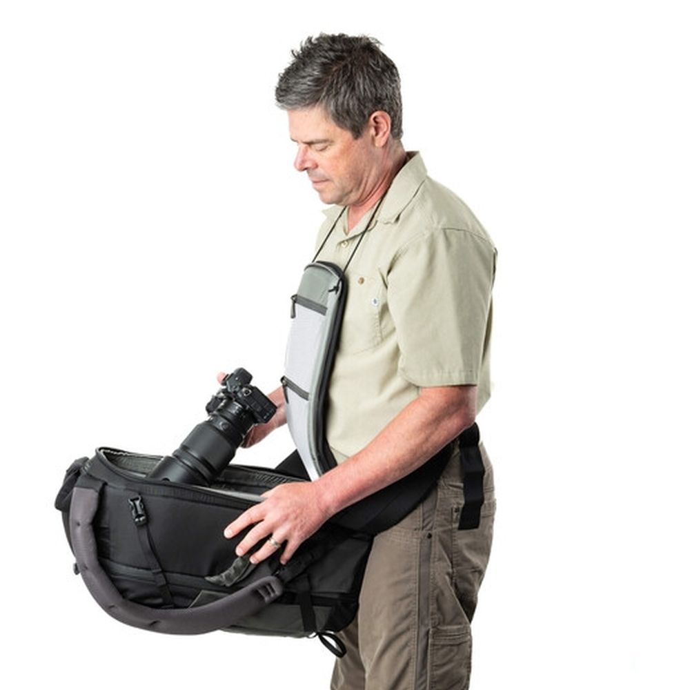 Think Tank BackLight 26L Slate Black