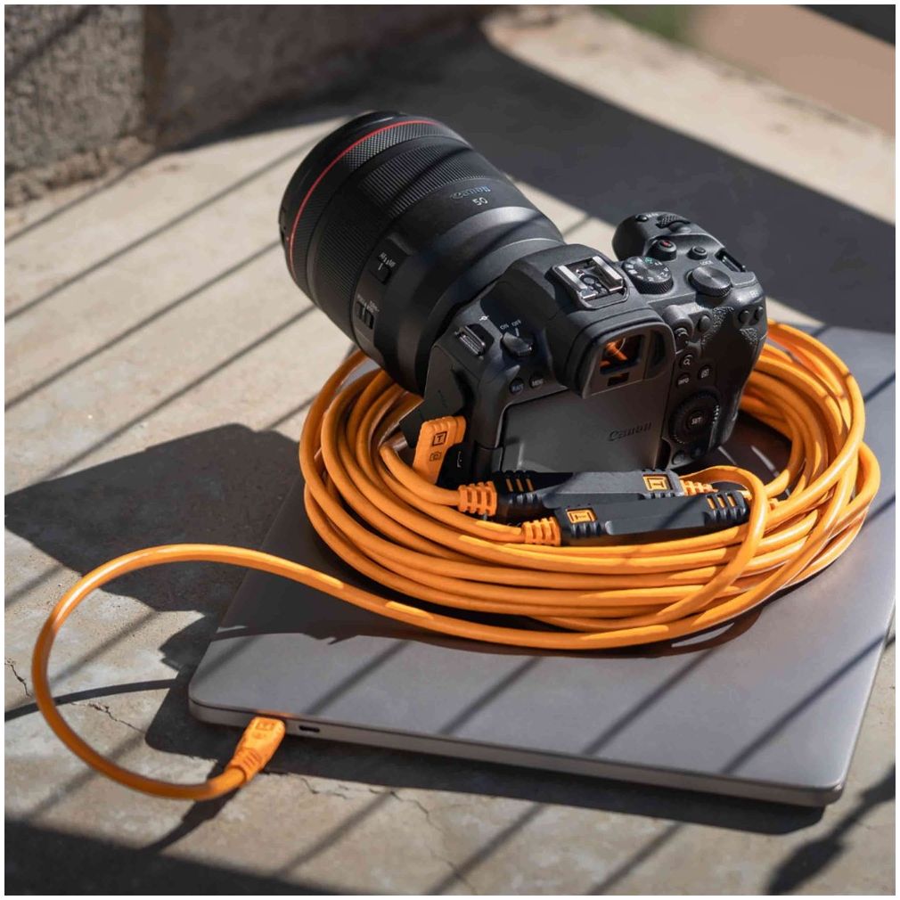 Tether Tools TetherPro Optima 10G USB-C, 31' (9,4 m), da dritto a destra arancione