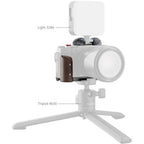 SmallRig 5260 Piastra di montaggio a L con impugnatura in legno per Fujifilm X-M5, nero