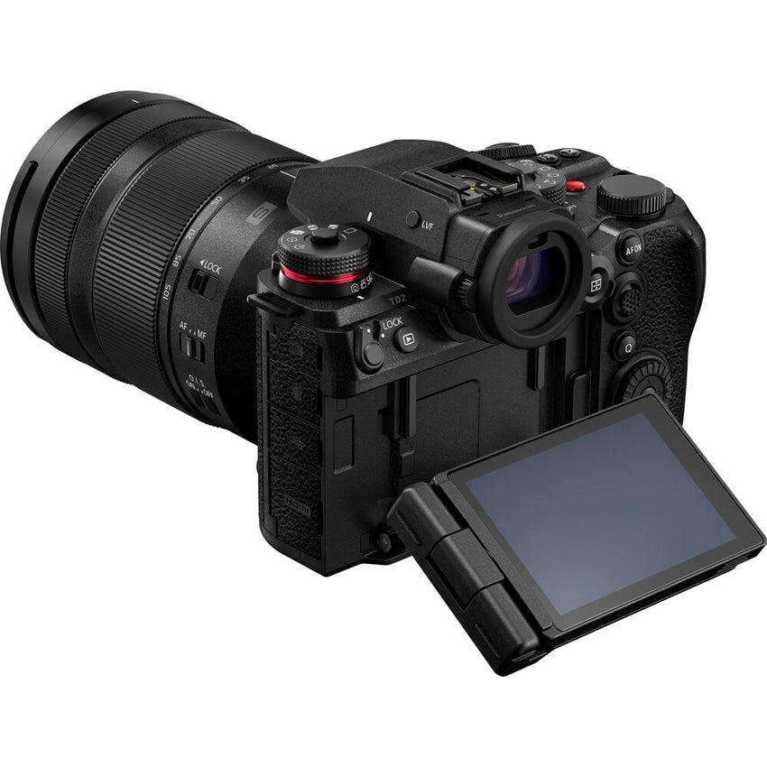 Panasonic Lumix DC-S1 Mark II + Lumix S 24-105mm f/4.0 Macro OIS