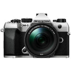 OM SYSTEM OM-5 II argento + 14-150mm f/4.0-5.6 ED II