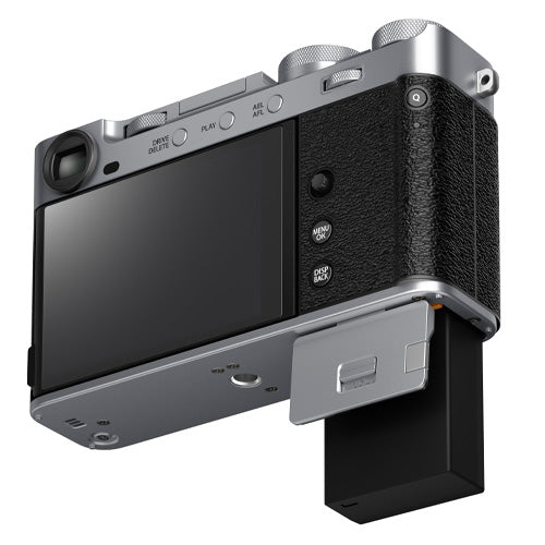Fujifilm X-E5 + XF 23mm f/2.8 R WR argento