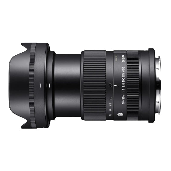 Canon EOS R7 + Sigma 18-50mm f/2.8 DC DN Canon RF Mount + Canon DM-E1 Stereo Microphone