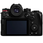 Panasonic Lumix DC-S1 Mark II E Fotocamera di sistema + S 24-60mm f/2.8 L-attacco