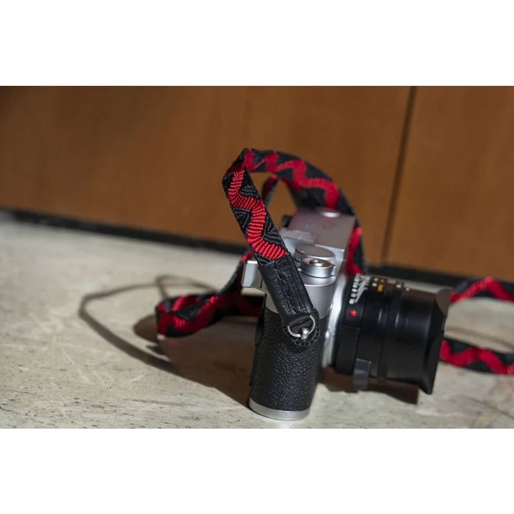 Artisan & Artist ACAM 318 Sazanami Silk strap black/red