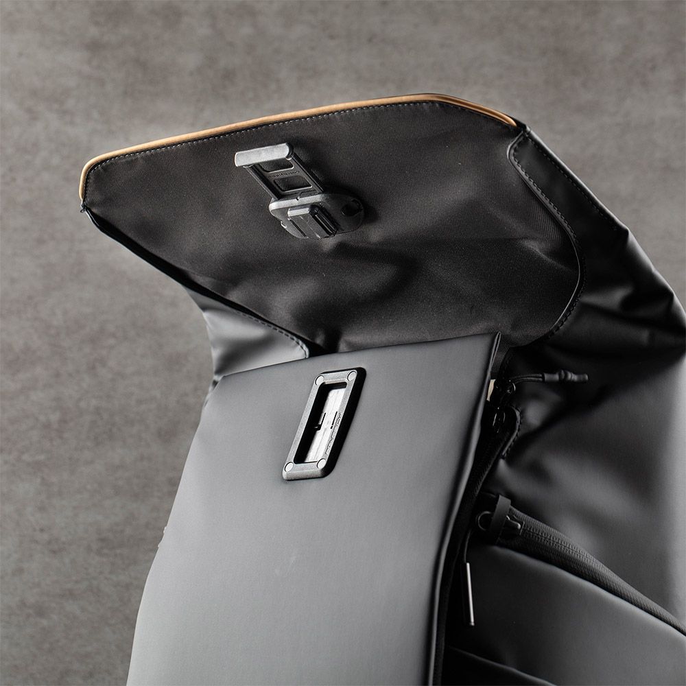 Zaino PGYTech OneGo Air 20L (nero ossidiana)