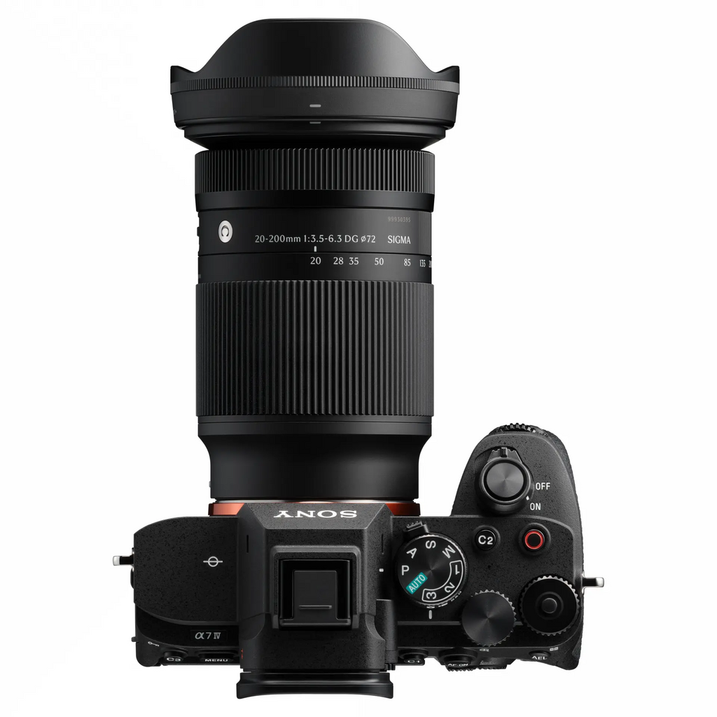 Sigma 20-200mm f/3.5-6.3 DG Contemporary Sony E-attacco