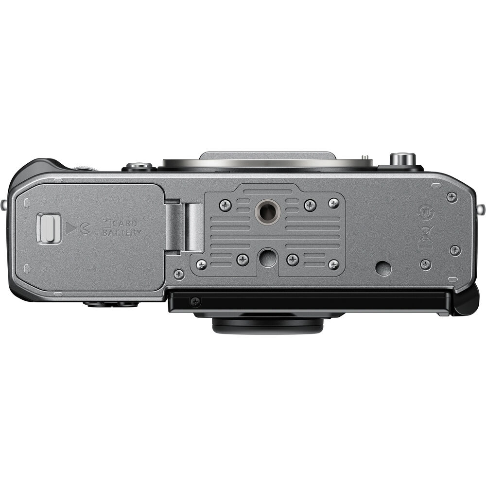 Nikon Z f silver + NIKKOR Z 40mm f/2.0 special edition