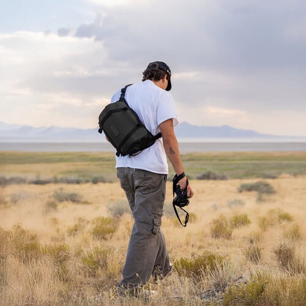 WANDRD ROGUE Sling 9L Black V2
