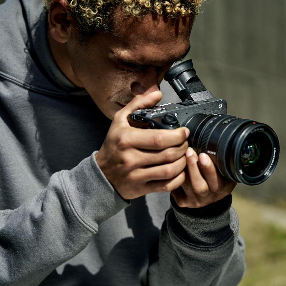 Sony FX2 Cinema Line + FE 16-35mm f/4.0 G PZ