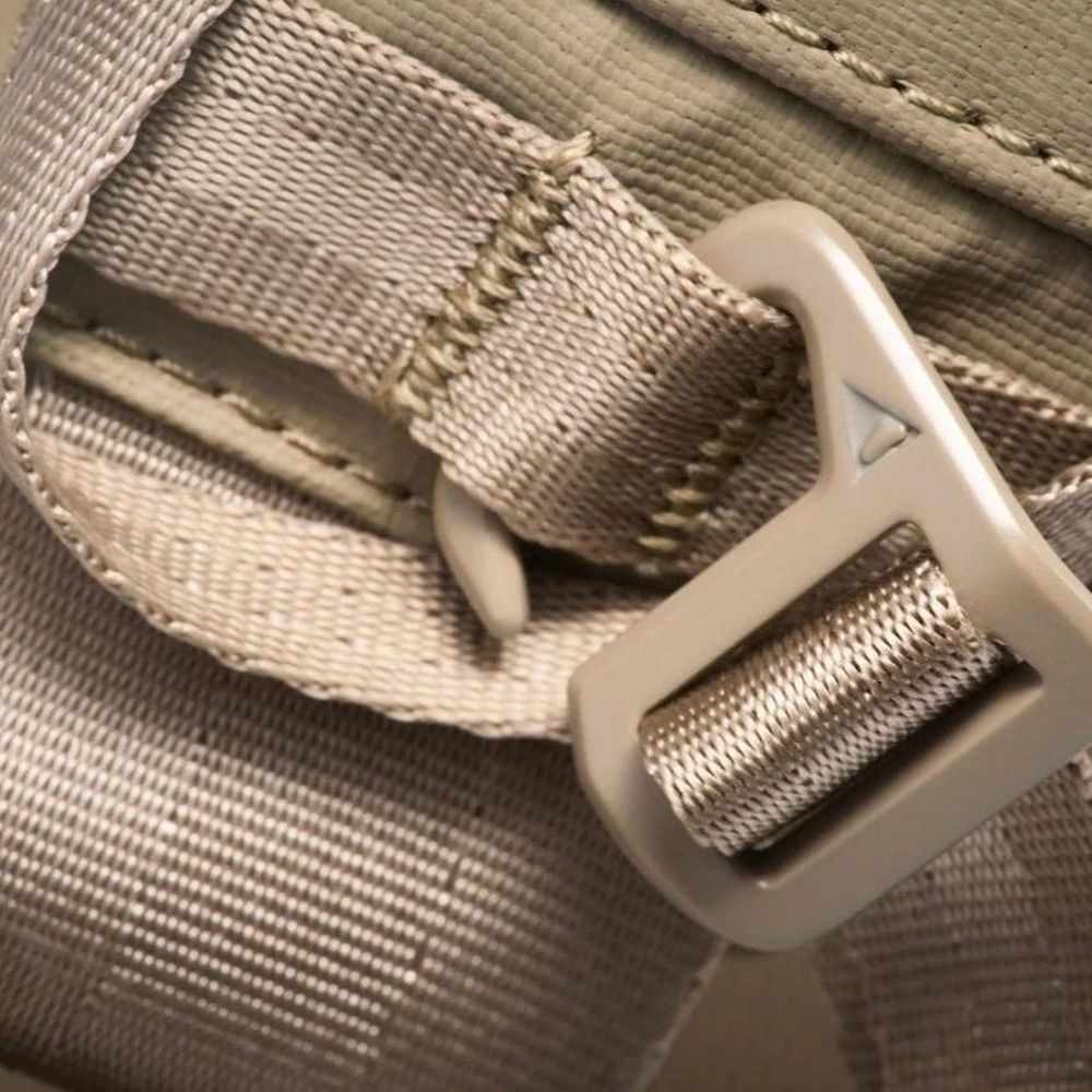 Gomatic Navigator RS 10L Sling, beige