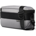 Gomatic Luma Fotocamera Sling 9L, grigio pietra