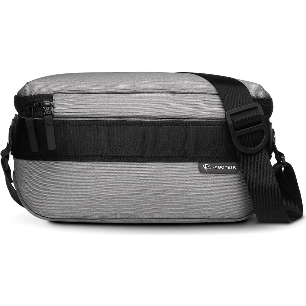 Gomatic Luma Fotocamera Sling 9L, grigio pietra