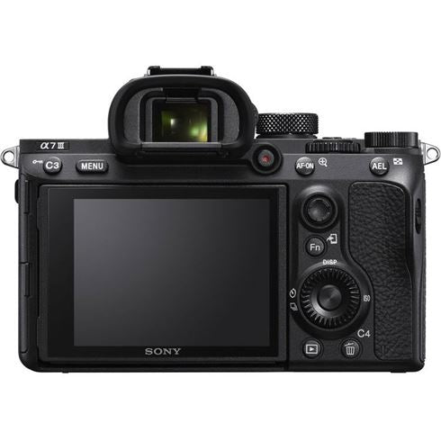 Sony A7 III + FE 28–70mm f/3.5–5.6 OSS II