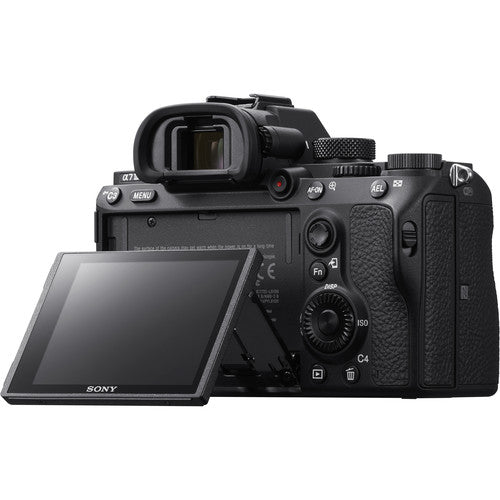 Sony A7 III + FE 28–70mm f/3.5–5.6 OSS II