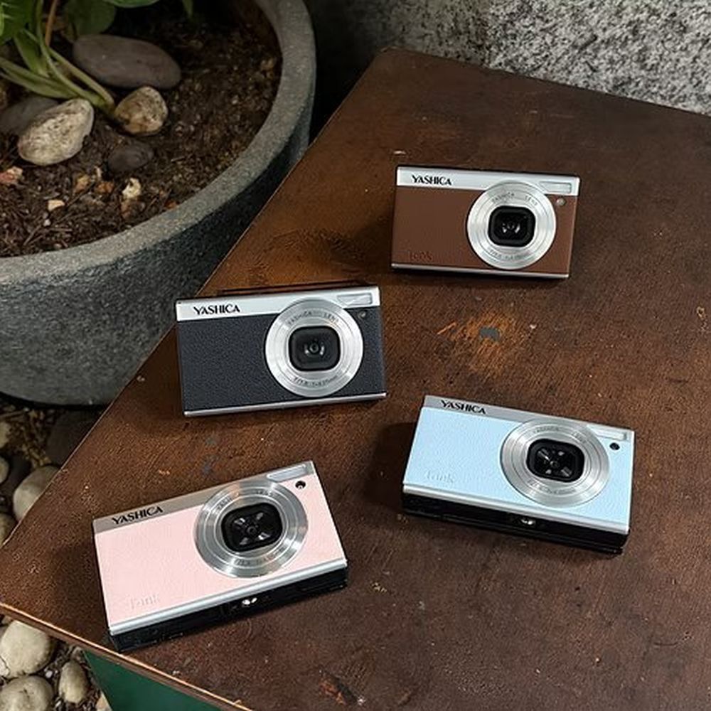 Yashica Tank Compact azzurro cielo