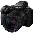 Panasonic Lumix DC-S1 Mark II + Lumix S 28-200mm f/4-7.1 MACRO