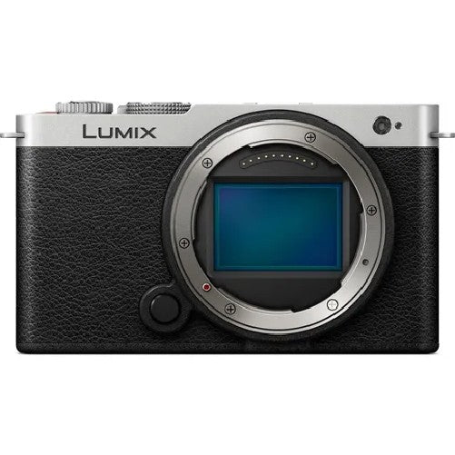 Panasonic Lumix S9 Corpo argento/nero + Lumix S 24-60mm f/2.8 L-attacco