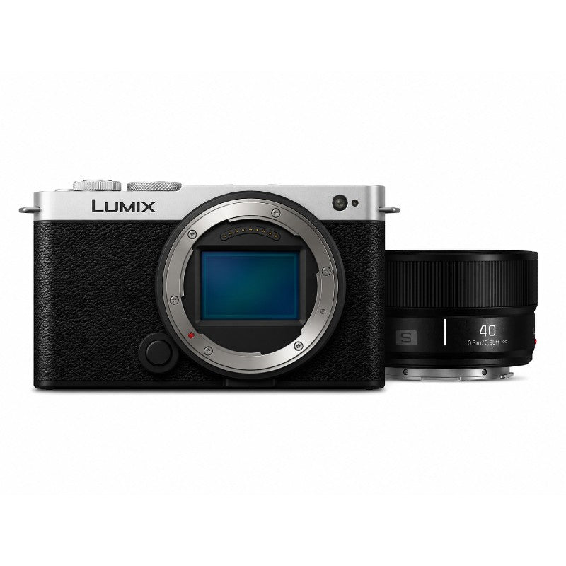 Panasonic Lumix S9 Corpo argento/nero + Lumix S 40mm f/2.0 - Nero
