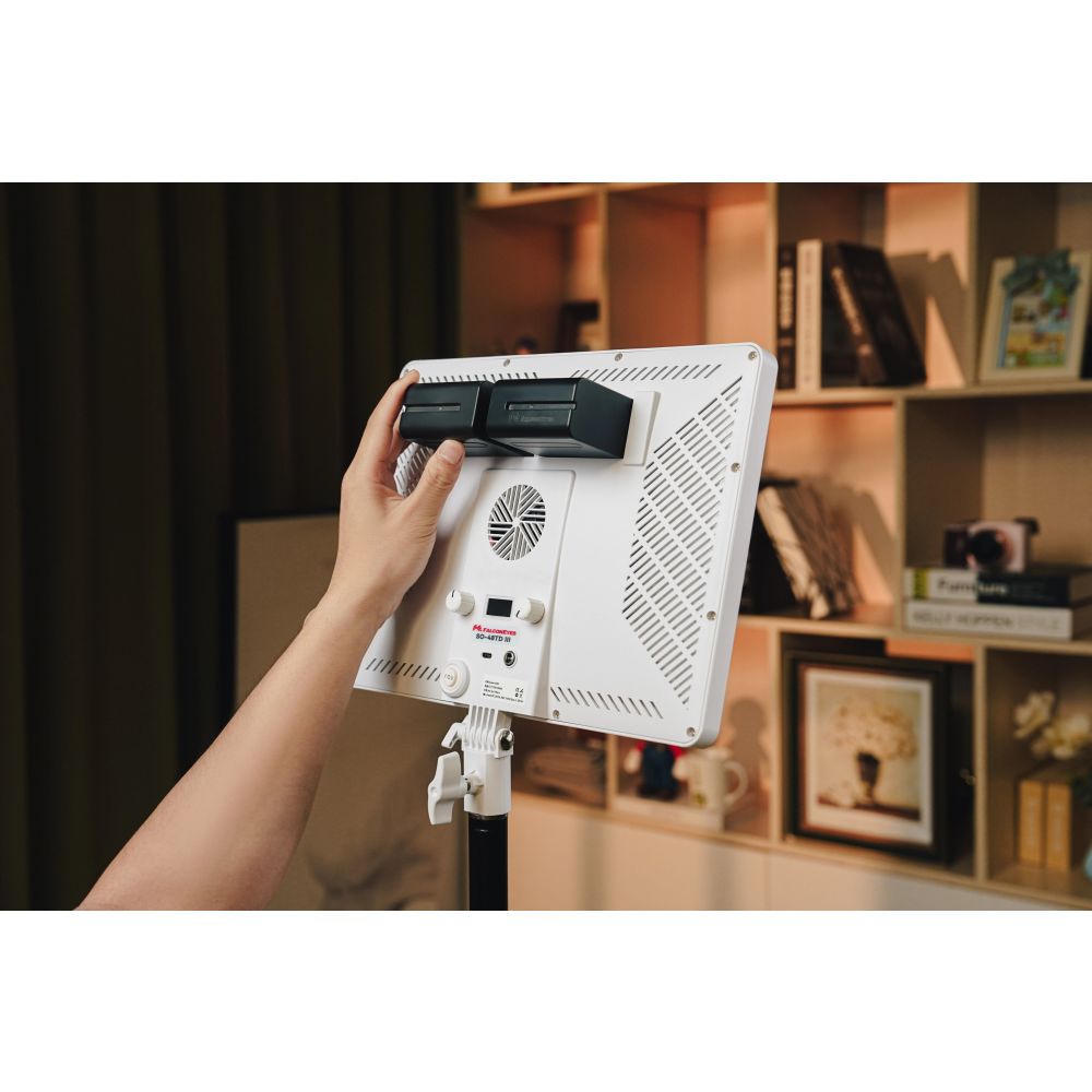 Lampada LED bicolore Falcon Eyes Sophiez SO-48TD III