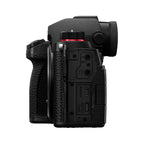 Panasonic LUMIX S5D + 18-40mm + Joby Action Treppiede