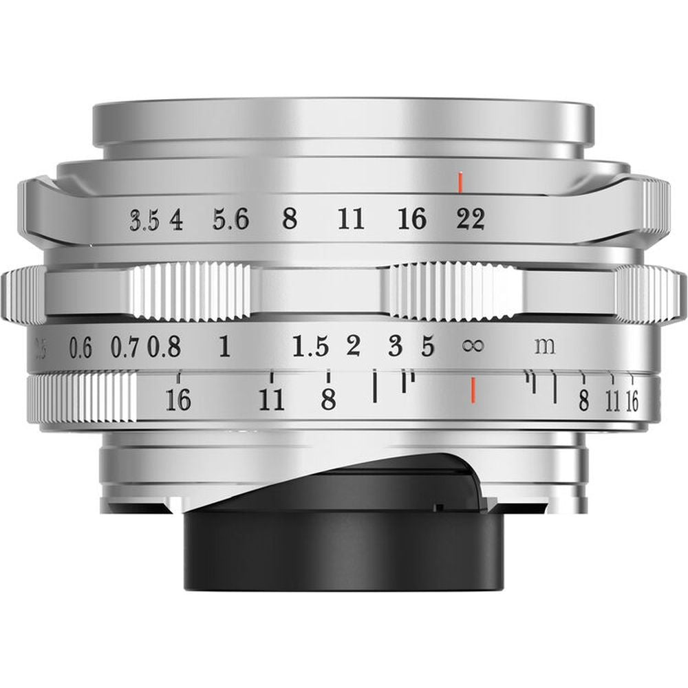 Thypoch Ksana 21mm f/3.5 con paraluce Leica M, argento