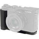 Piastra di montaggio a L SmallRig 5700 con impugnatura per Panasonic LUMIX L10, nera
